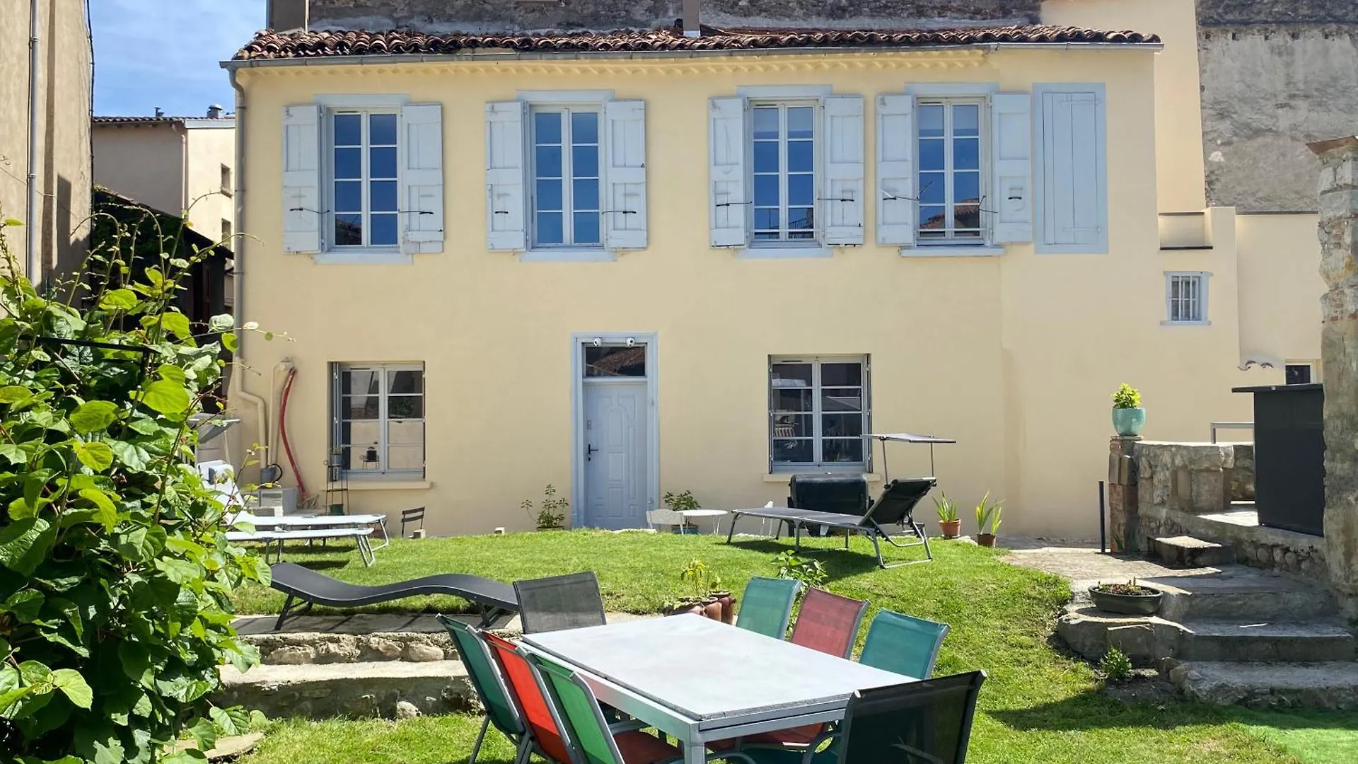 Apartmán 3 Pieces Spacieux Plein Centre, Parking,Clim, Terrasse, Jardin Foix